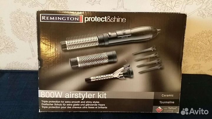 Фен-щетка Remington AS601