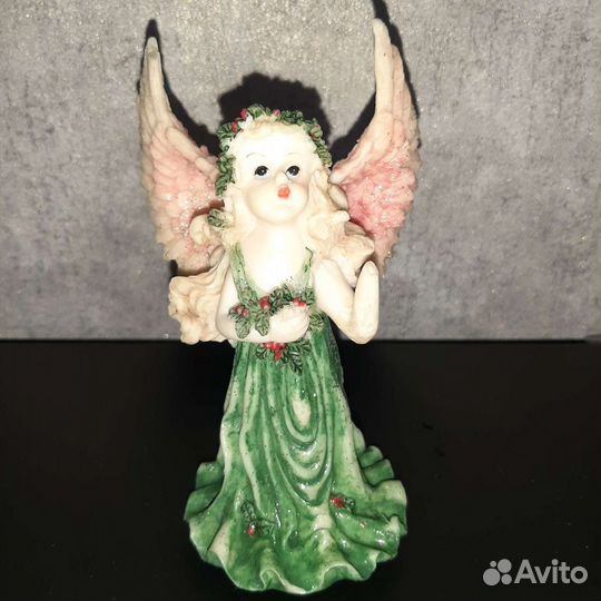 Статуэтки. Сувениры. Фигурки