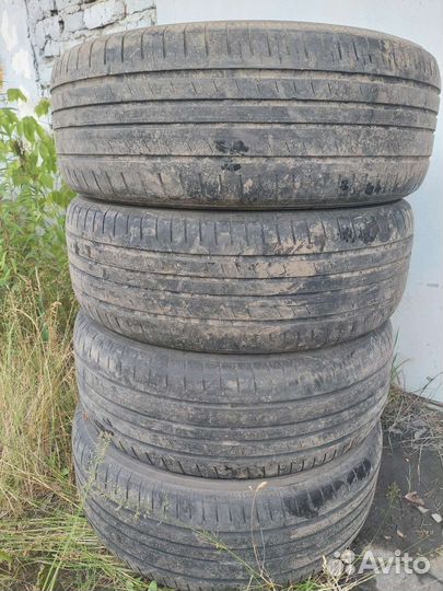 Yokohama BluEarth AE50 215/60 R16 V