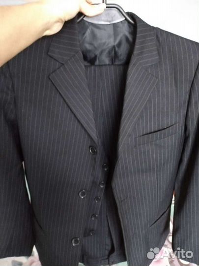 Школьный костюм