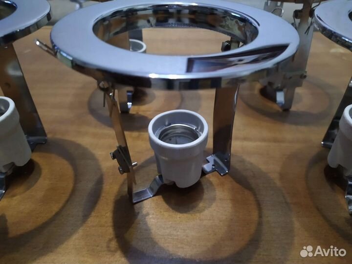 Светильник потолочный встраиваемый