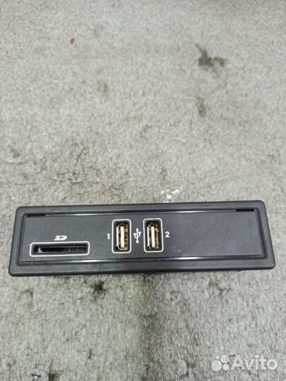 Блок USB, SD карт Mercedes-Benz E-Class 213 2018