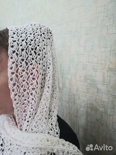 Палантин ручной вязки