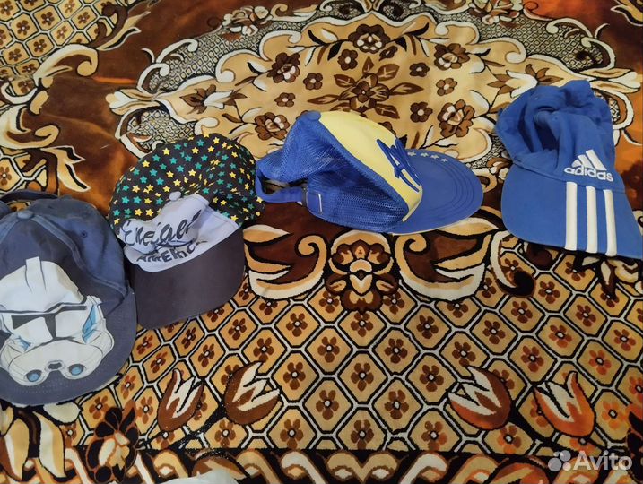 Рубашки,шарфы,кепки, кимоно, джинсы