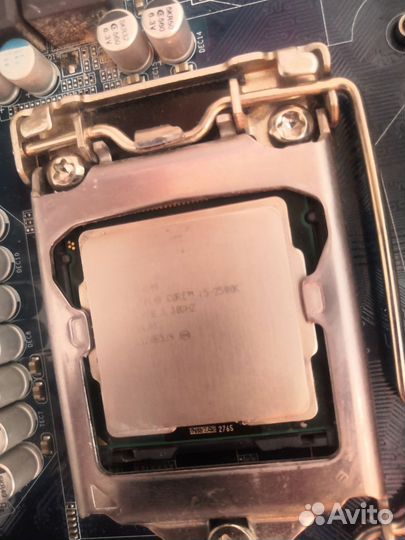 I5 2500k + Gigabyte Z68p-ds 3 + 8 gb ddr3