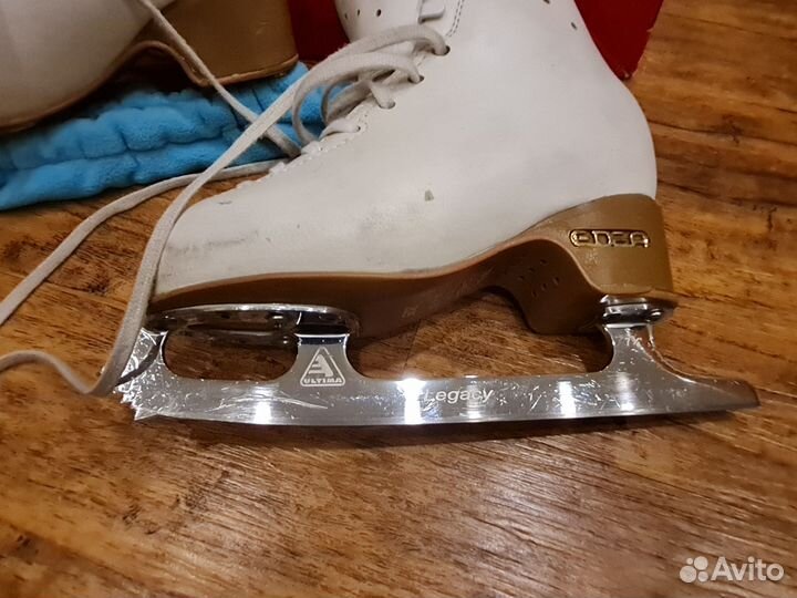 Фигурные коньки edea overture 205