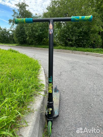 Трюковой самокат