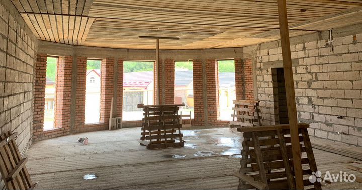 Обшивка потолка обрешетка доска пленка