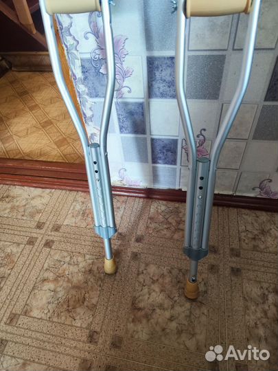 Костыли подмышечные
