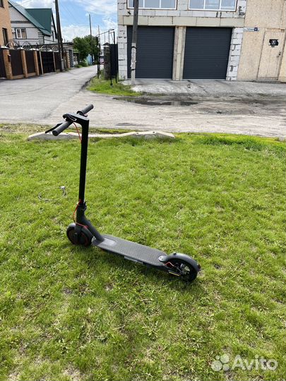 Электросамокат Xiaomi m365 pro 2