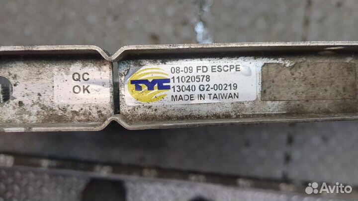 Радиатор охлаждения двигателя Mazda Tribute 2007