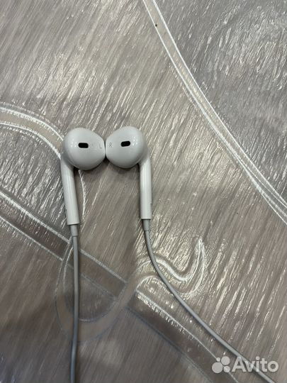 Наушники apple EarPods Lightning Connector