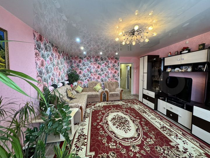 3-к. квартира, 72,2 м², 1/1 эт.