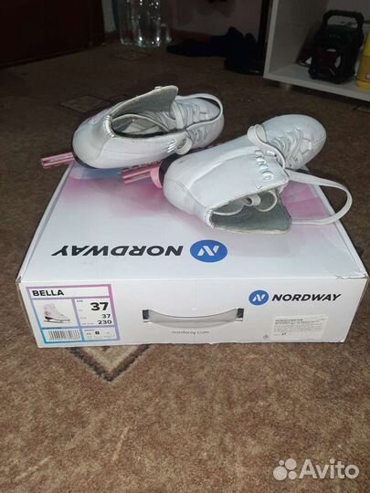 Коньки для фигурного катания 37 размер