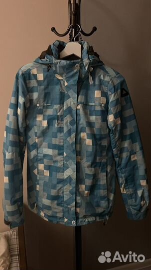 Горнолыжная куртка женская 46