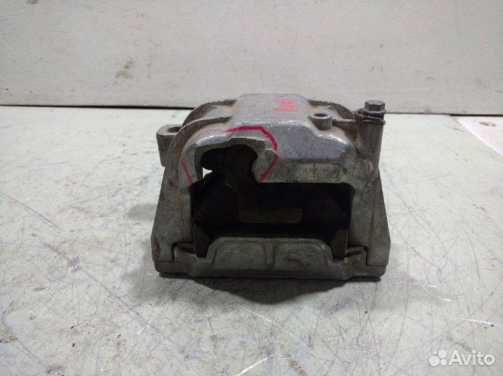 Подушка двигателя передняя левая Audi A3