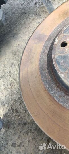 Тормозной диск на Инфинити EX25 /EX35