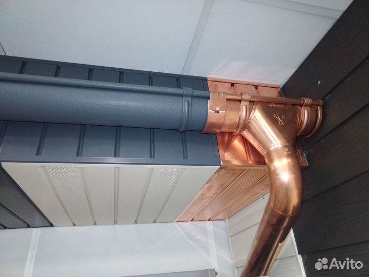 Пластиковые водостоки и софиты