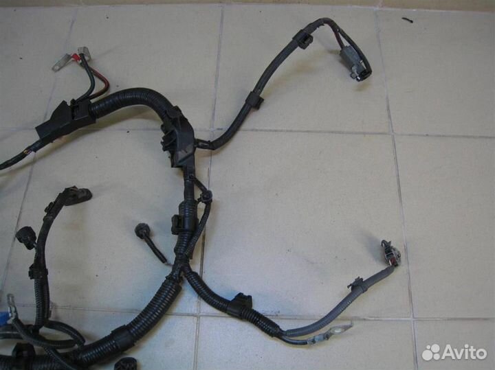 Жгут проводки двигателя Toyota Yaris P13 2015