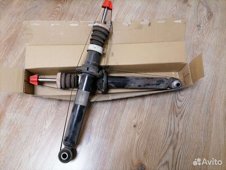 Оригинальные амортизаторы bmw 5 f10 6 f06