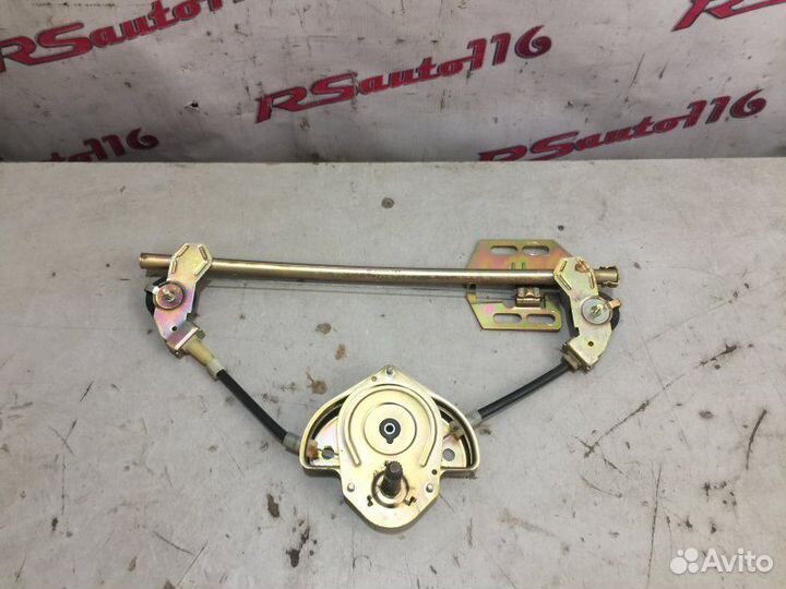 Стеклоподъемник задний правый Chevrolet Niva 2123