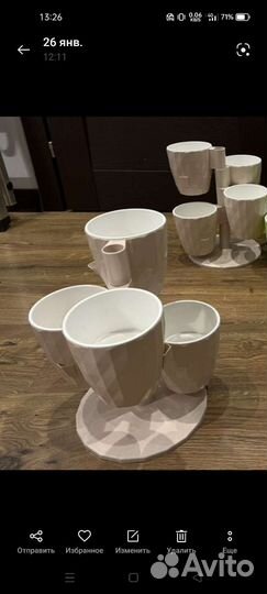 Кашпо с автополивоп.В каждом 4 горшка