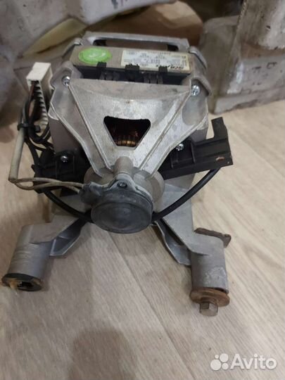 Двигататель стиральной машины