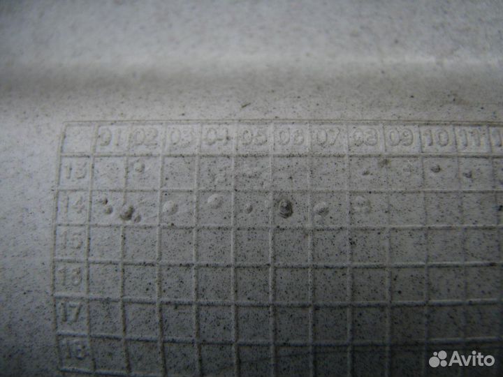 Opel Insignia накладка крышки багажника 2013-2017