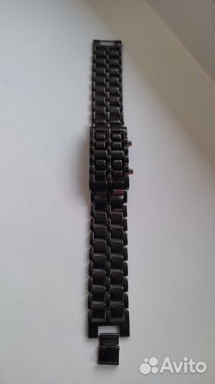 Часы - браслет креативные, новые