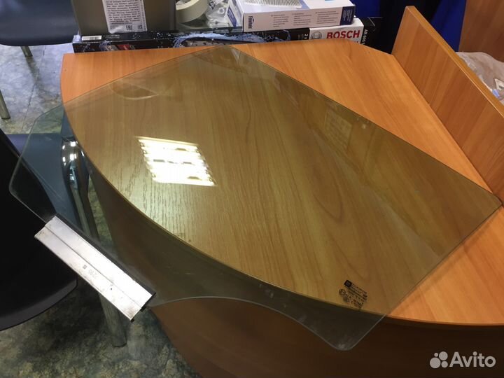 Стекло задней двери 2005 Opel Astra H Hb 2005-15