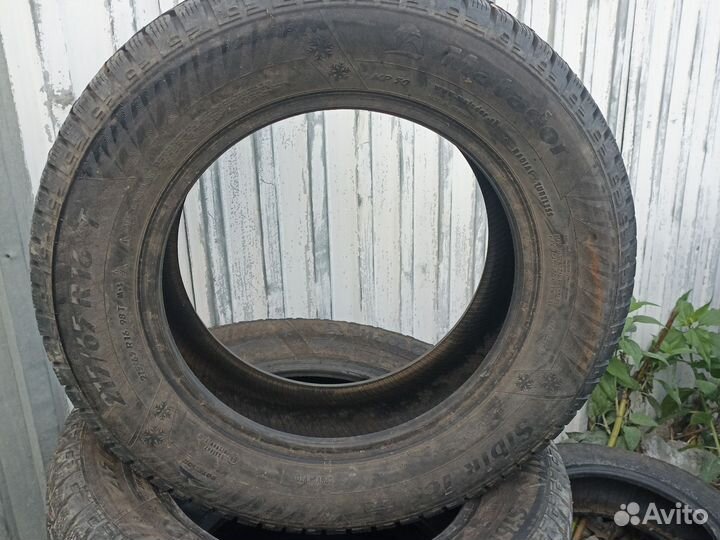 Matador MP 50 Sibir Ice 215/65 R16 98T