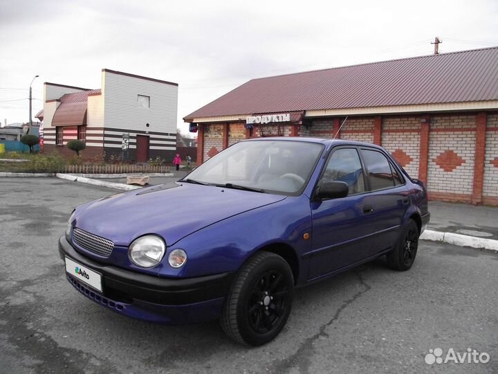 Toyota Corolla 1.6 AT, 1998, 216 000 км