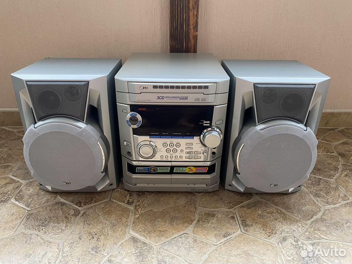 Музыкальный центр LG FFH 2108K с караоке