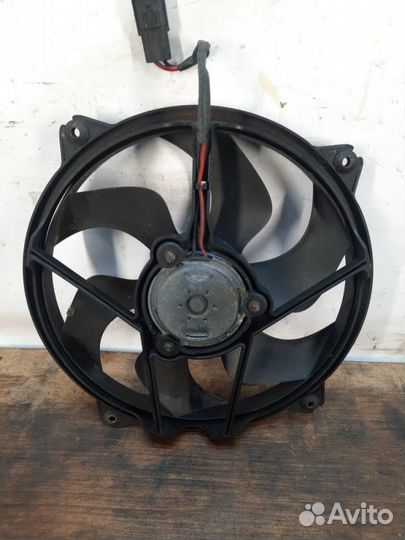 Вентилятор радиатора Peugeot 307 хэтчбэк 5 дв. 1.6