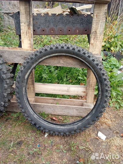 Колеса на мотоцыкал