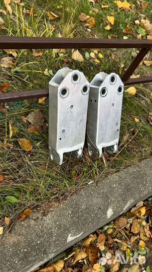 Кронштейн усилителя бампера бмв f 10 дорест