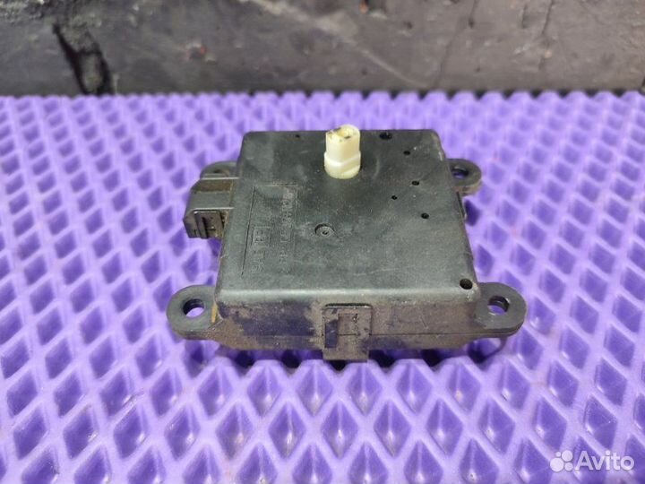 Сервопривод печки Nissan Dualis NJ10-049131 MR20DE