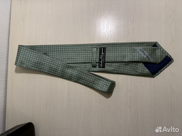 Галстук salvatore ferragamo