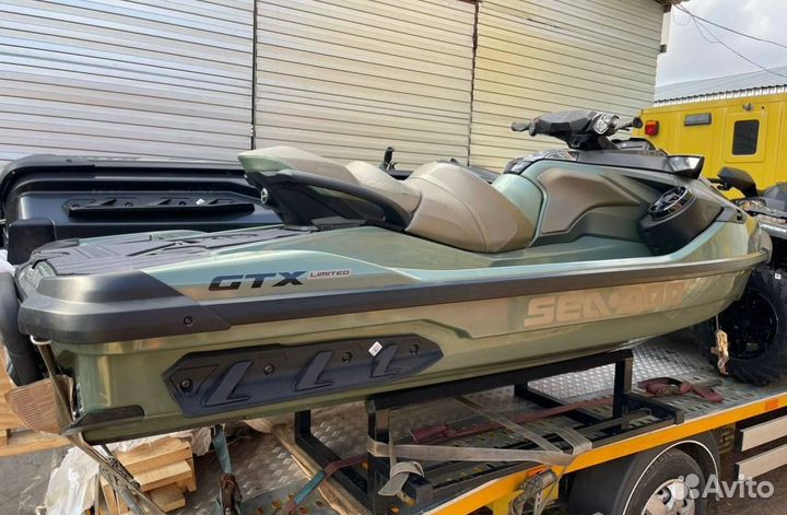 Новый гидроцикл BRP SEA-DOO GTX LTD 300