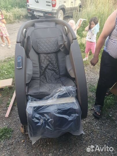 Массажное кресло с купюроприемником