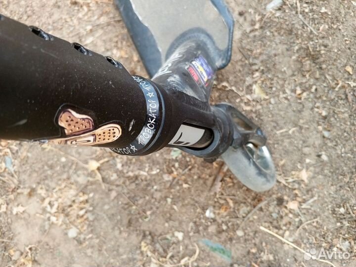 Трюковой самокат tech team provokator