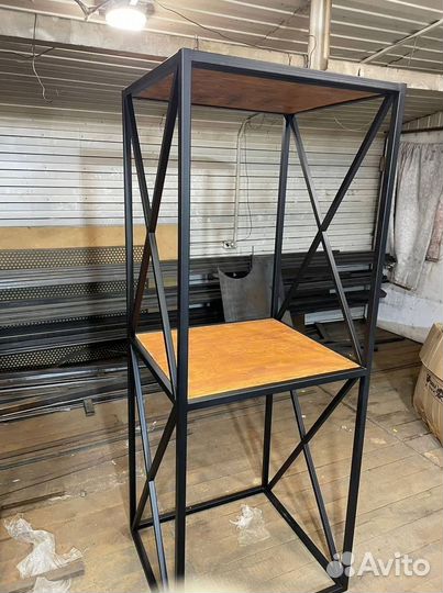 Этажерка металлическая в стиле лофт