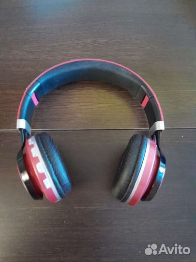 Беспроводные наушники jbl