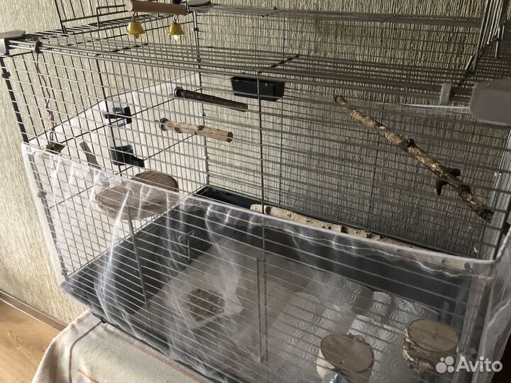 Клетка для попугаев и птиц