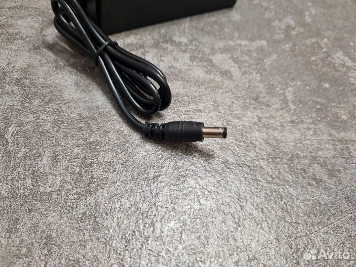 Универсальный блок питания 9-24В, 3А