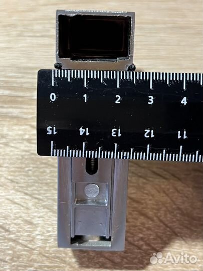 Полкодержатель