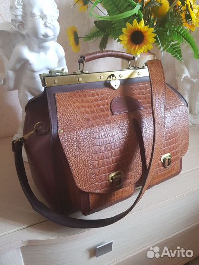 Сумка саквояж женская, натуральная кожа