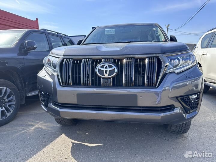 Toyota Land Cruiser Prado 2.8 AT, 2022, 1 км