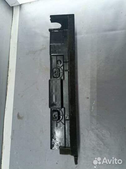 Дефлектор радиатора Hyundai Solaris