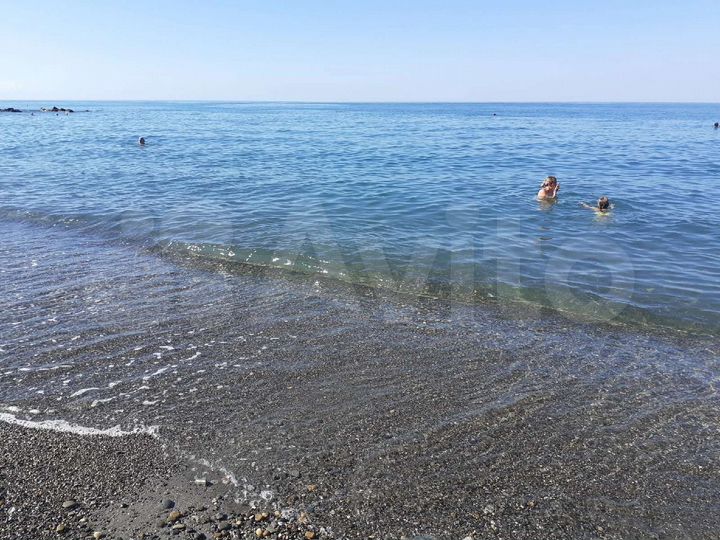 Комната 25 м² в 9-к., 1/2 эт.